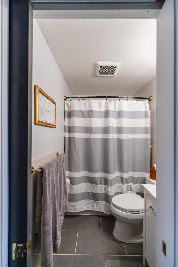 Bedroom In Thoughtfully Decorated East Passyunk Home Philadelphia Eksteriør billede